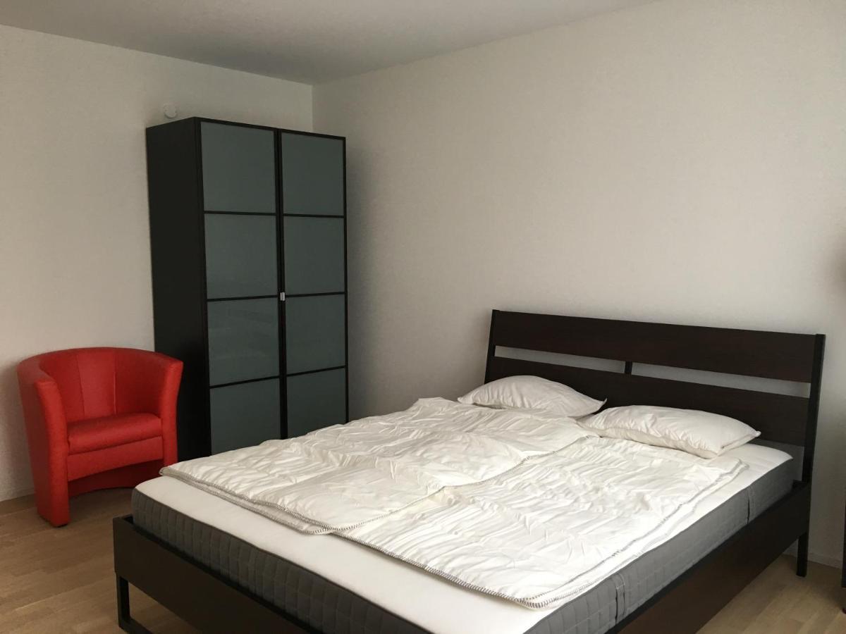 Close To Zuerich Centre And Airport 克洛滕 客房 照片